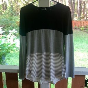 Women’s Long Sleeved Blouse